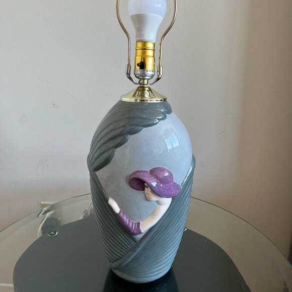 Vintage lady lamp - Picture 1 of 8